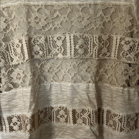 Chico's Beige Lace Detail Women's Top - Picture 4 of 10